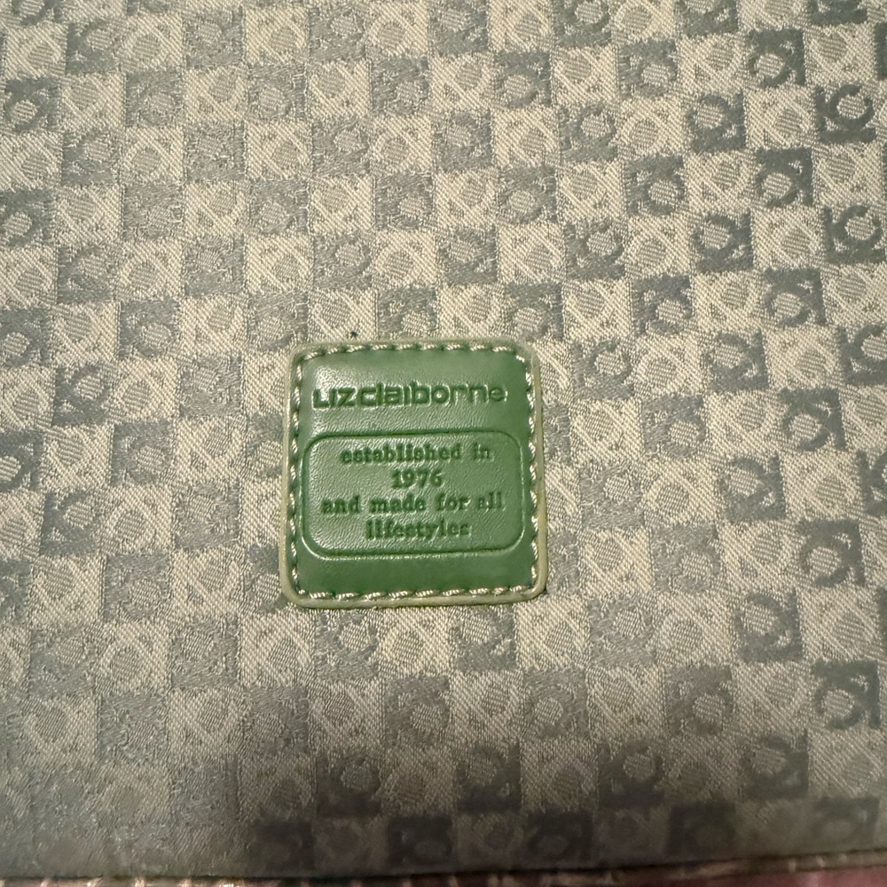 Liz ClaiborneGreen and white checked Geometric Tote - Picture 2 of 8